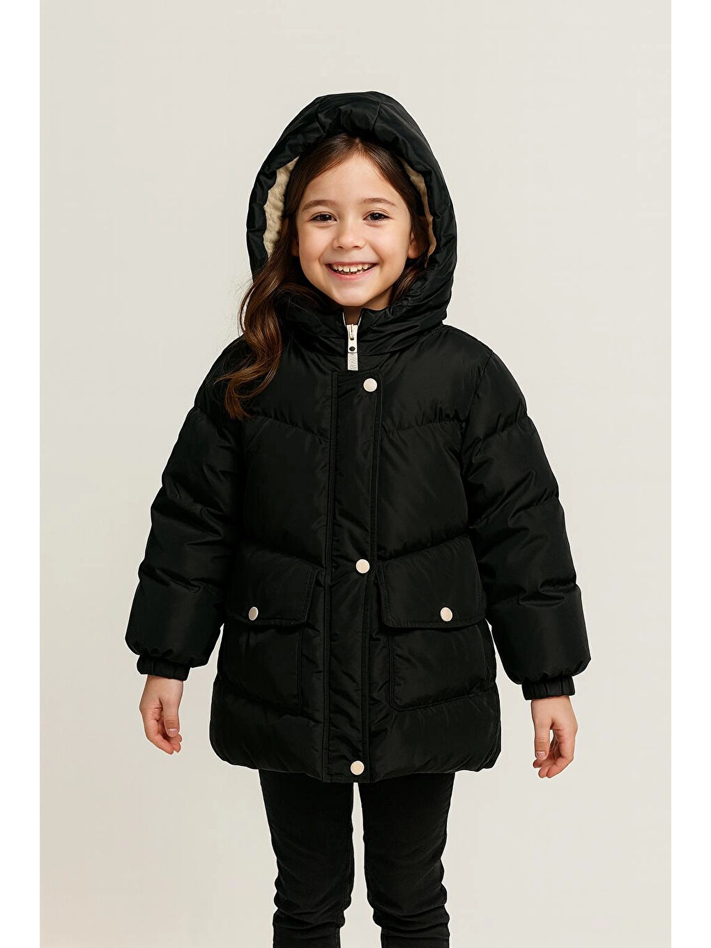 Siyah Kapüşonlu Kışlık Kız Çocuk Mont 4241