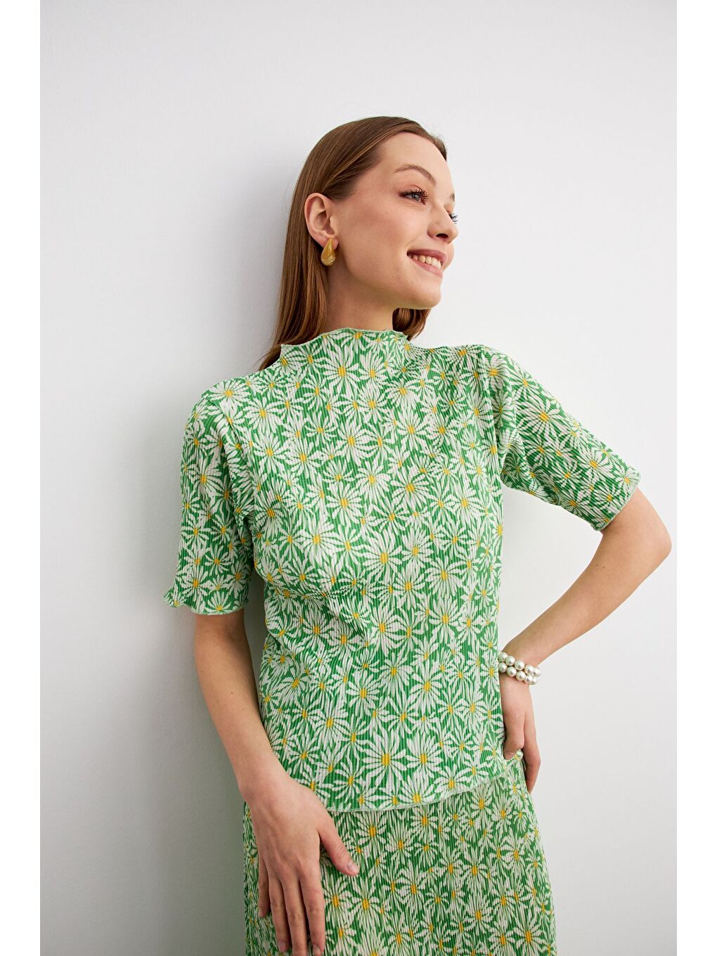 Kadın Yeşil Flower Desen Pliseli Boğaz Detay Bluz Uzun Etekli Takım-4