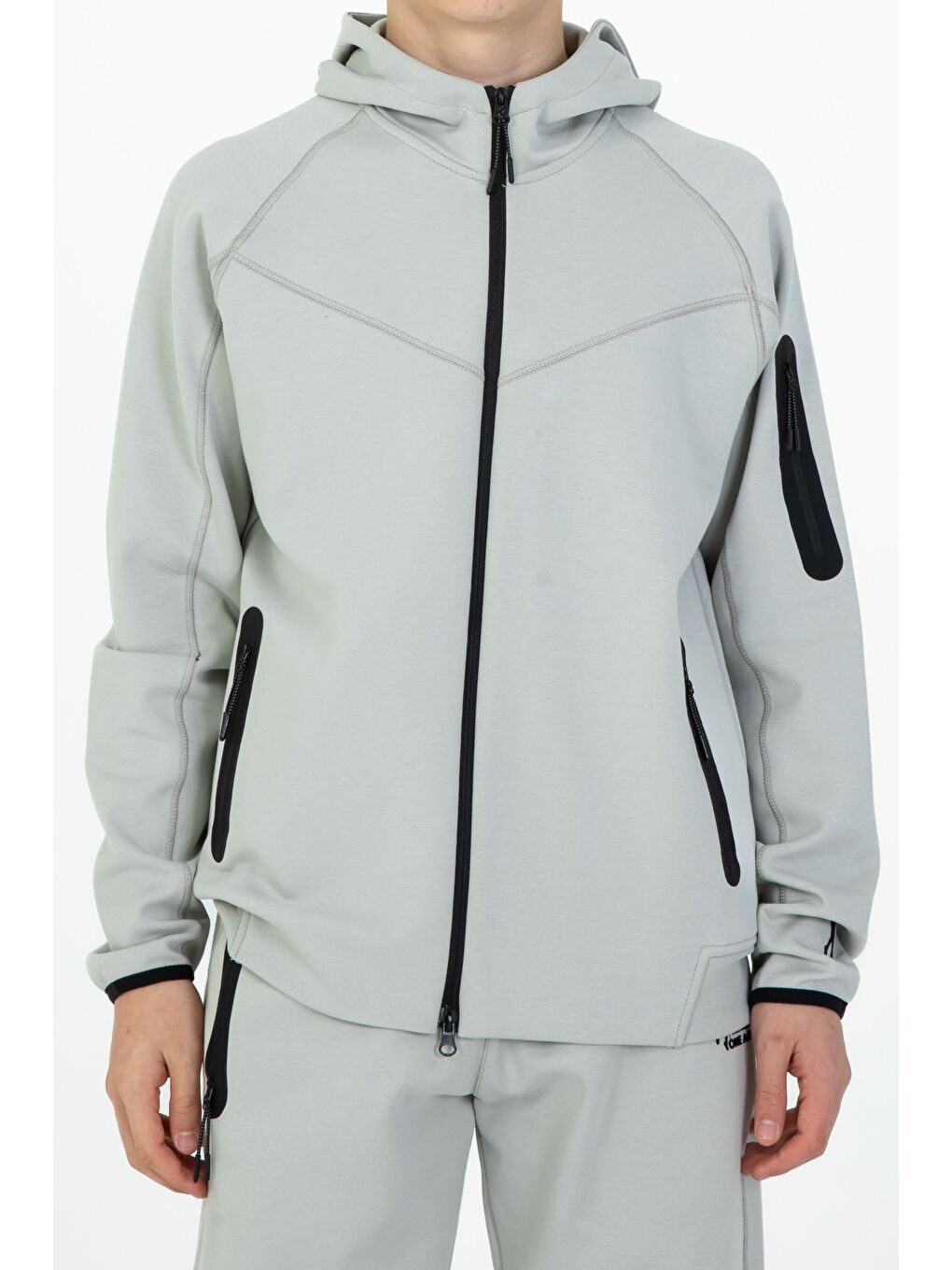 Gri Kapüşonlu Elastanlı Eşofman Takımı-2