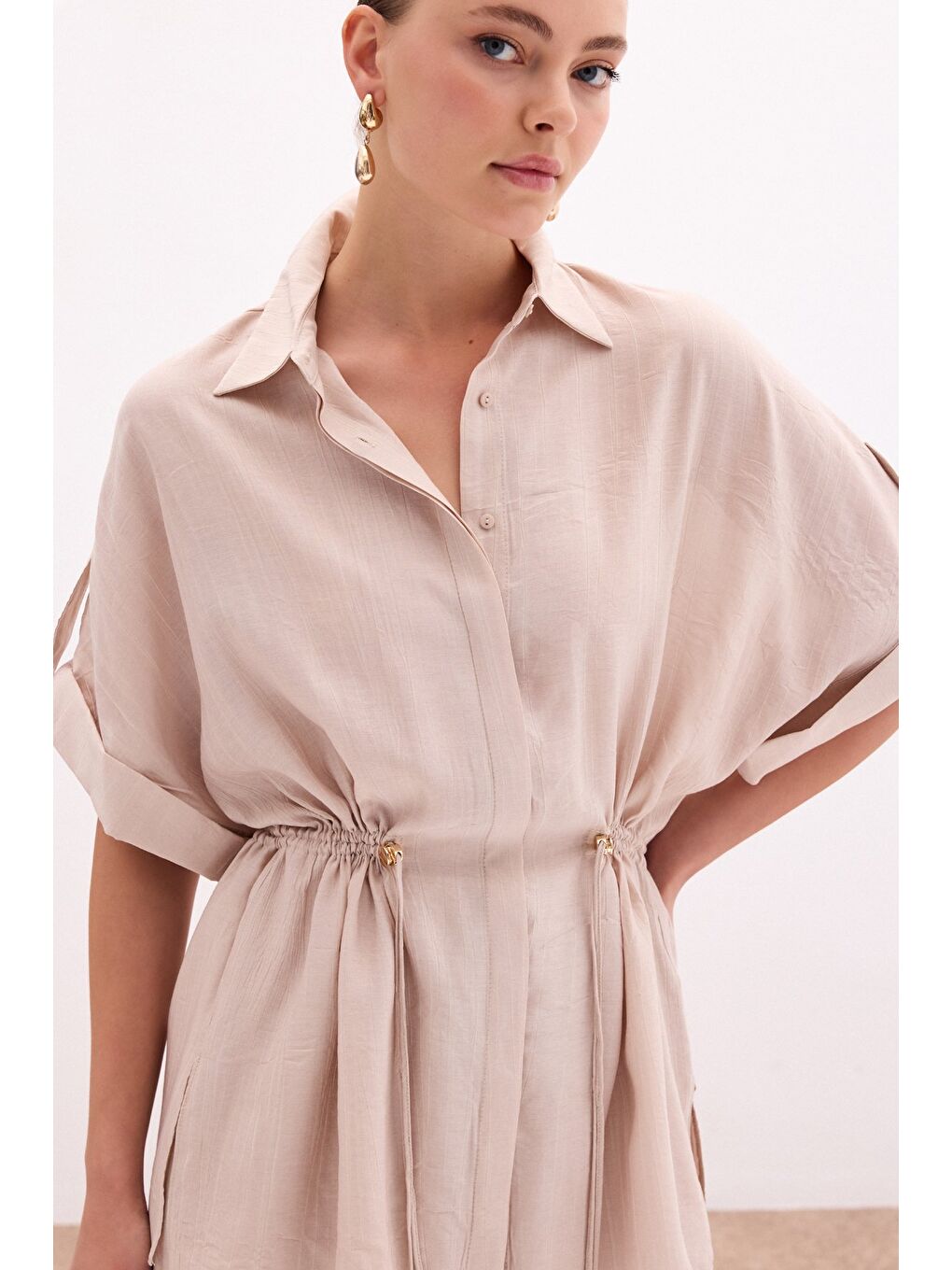 Bel Büzgü Detaylı Gömlek - Bej-6