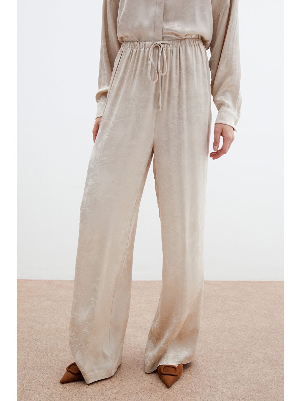 Jakarlı Saten Pantolon - Bej-5