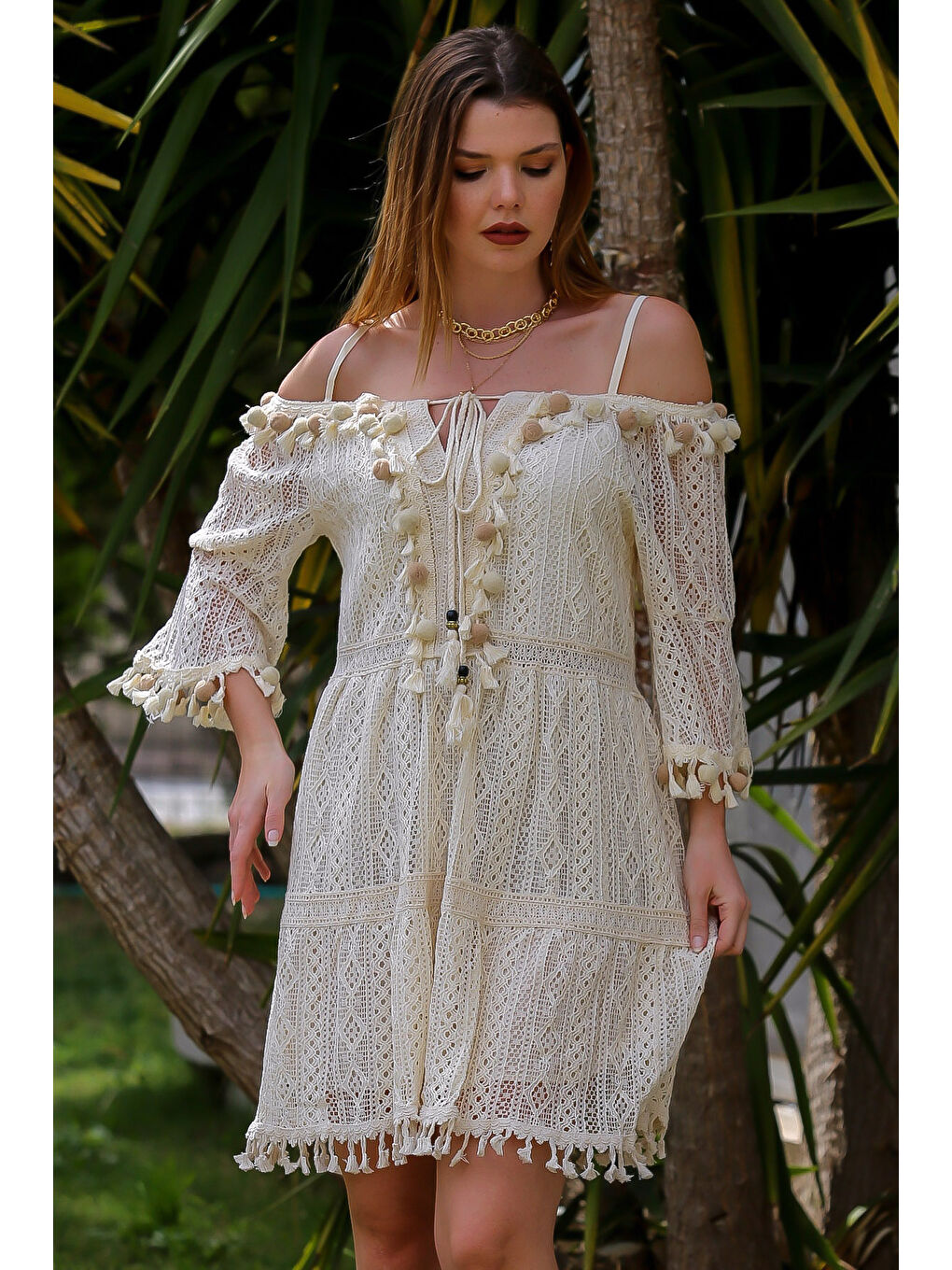 Bej Kayık Yaka 3/4 Kol Astarlı Ponponlu Dokuma Casual Elbise-1