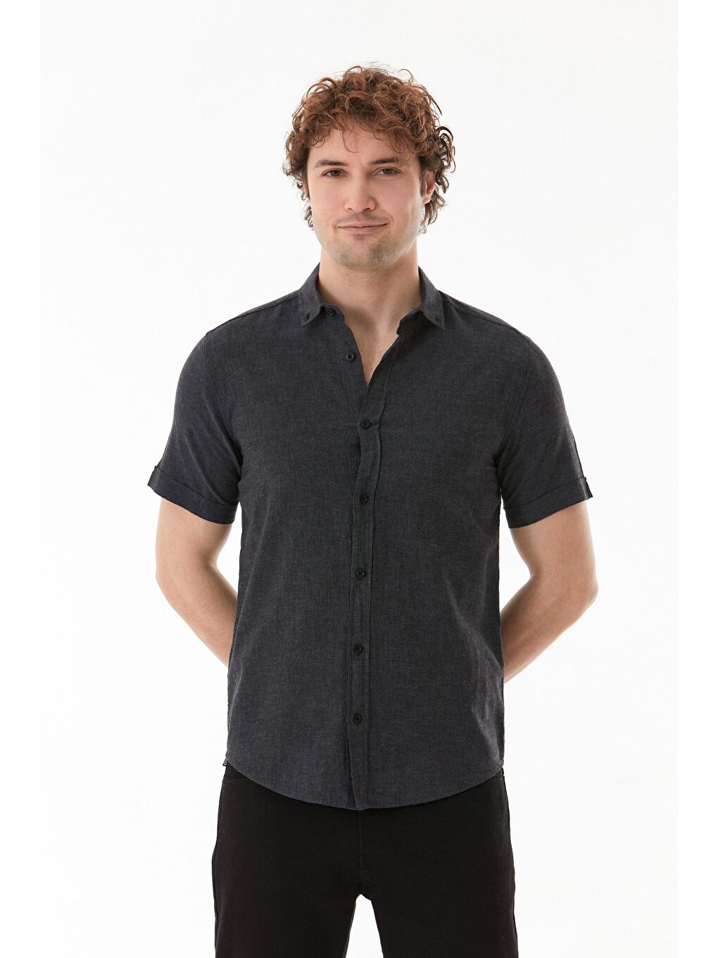 Siyah Basic Kısa Kollu Keten Gömlek