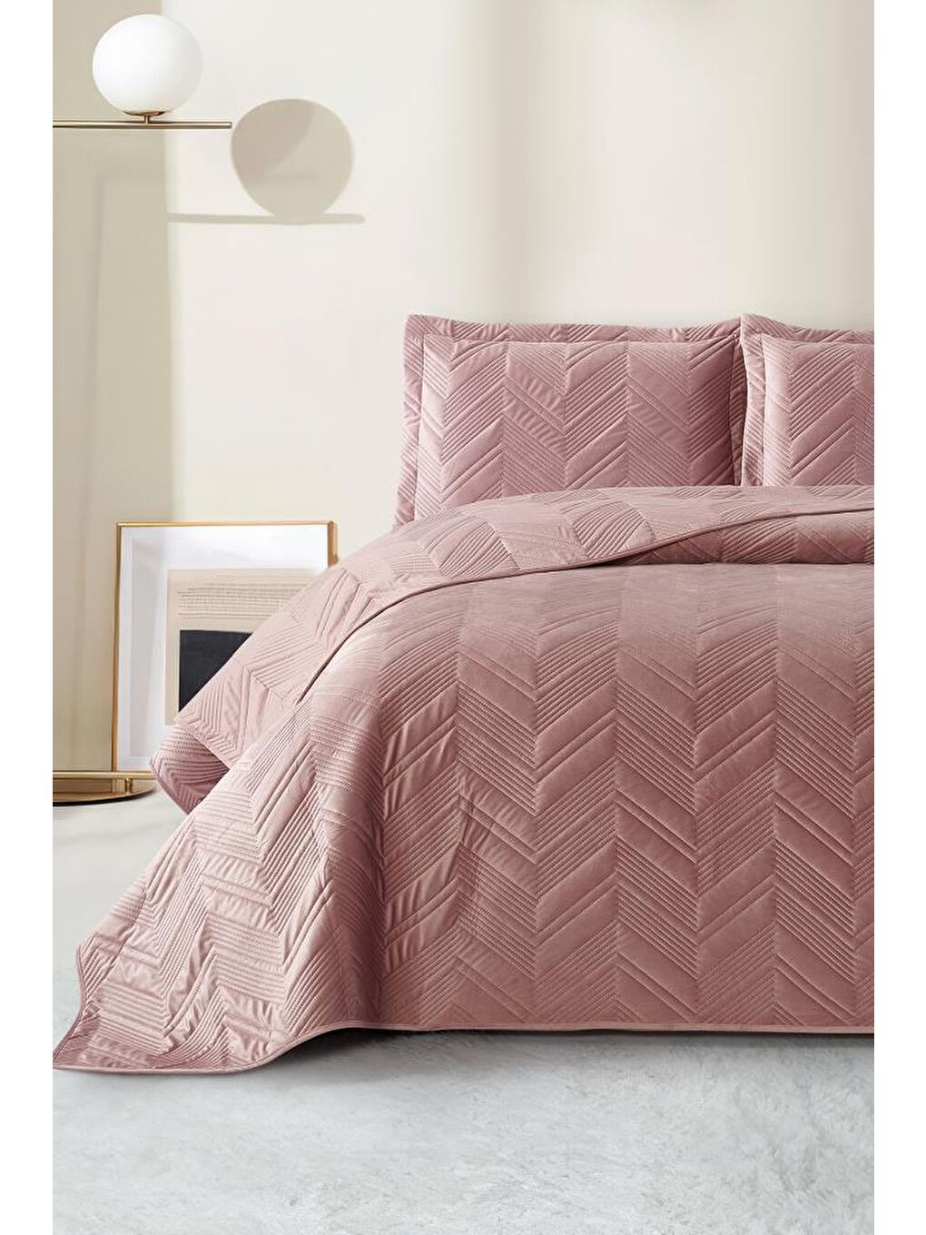 Pembe Paris Çift Kişilik Lüks Kadife 240x260 cm Yatak Örtüsü Gül Kurusu