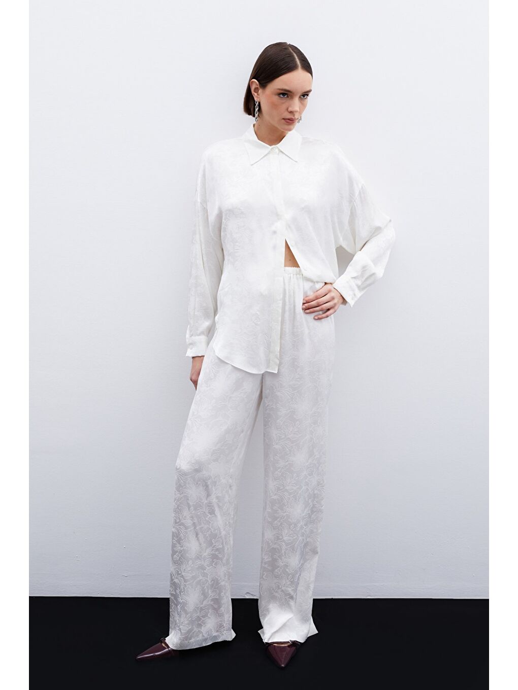 Jakarlı Saten Pantolon - Ekru-2