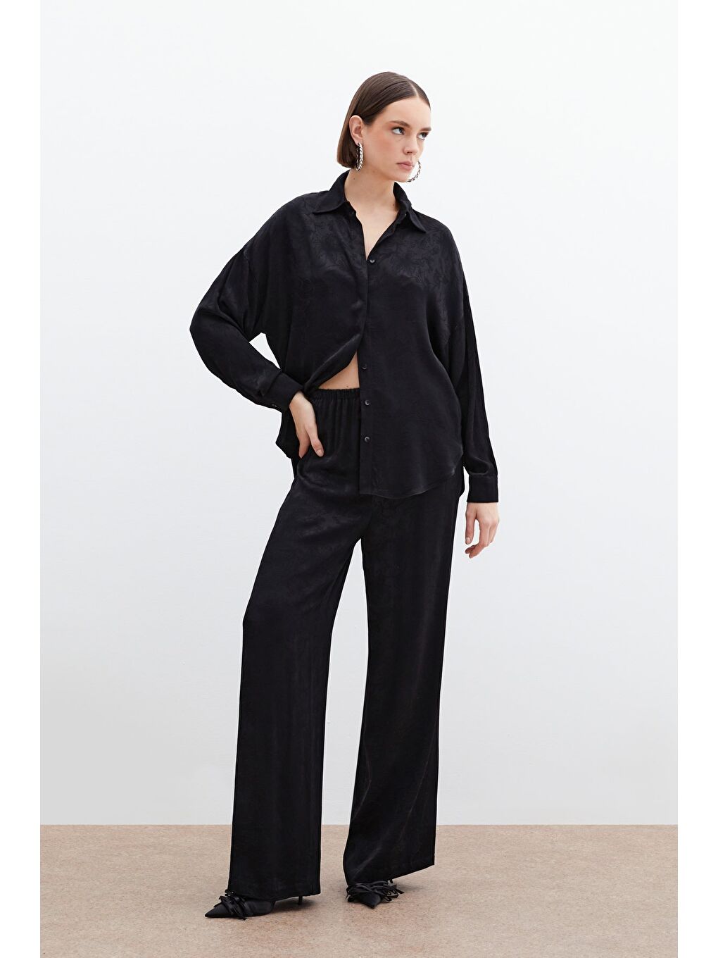 Jakarlı Saten Pantolon - Siyah-2