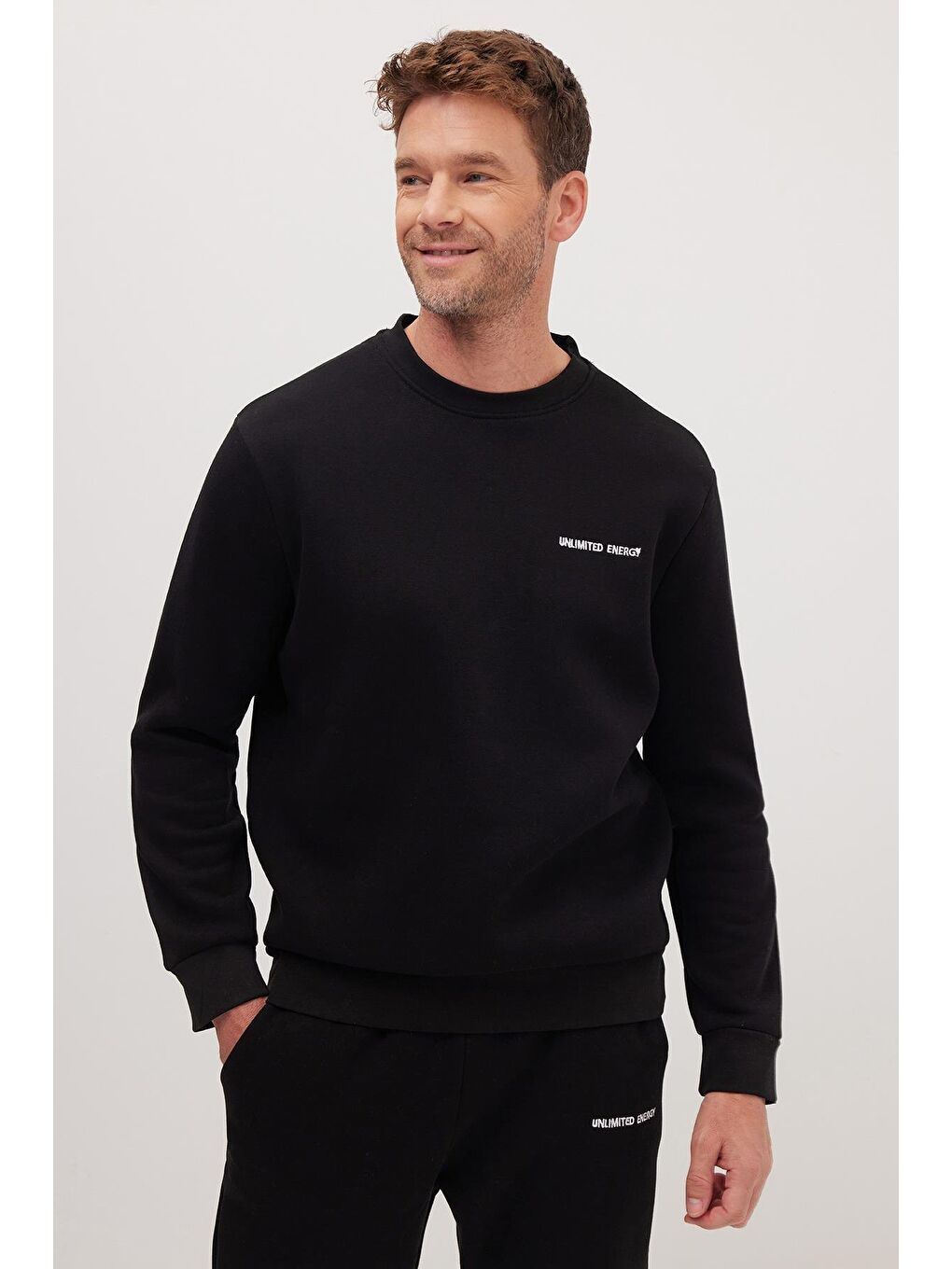 Erkek Relax Fit Pamuklu 3 İplik Yumuşak Dokulu İçi Polarlı Bisiklet Yaka Siyah Eşofman Takımı-1