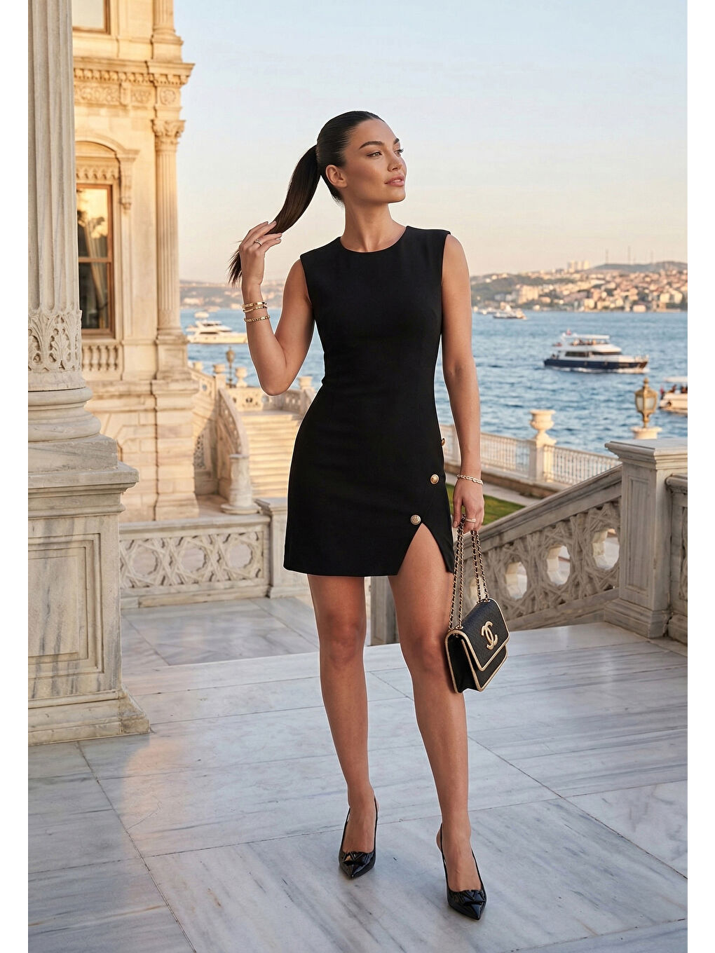 Kahverengi Bisiklet Yaka Mini Yırtmaç Detaylı Elbise 6525717