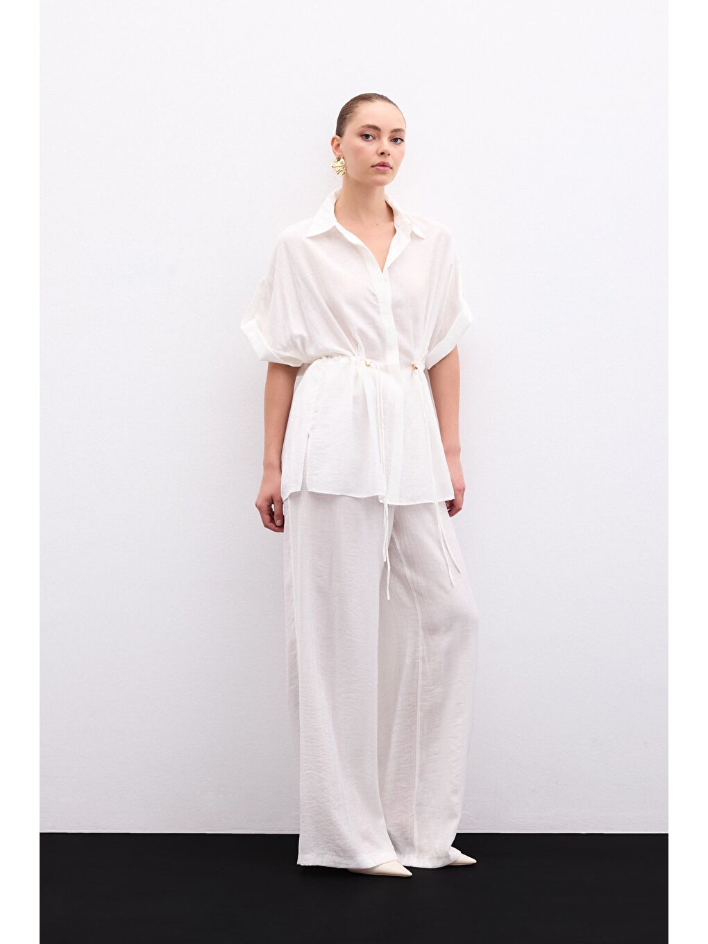 Bel Büzgü Detaylı Gömlek - Ekru-2