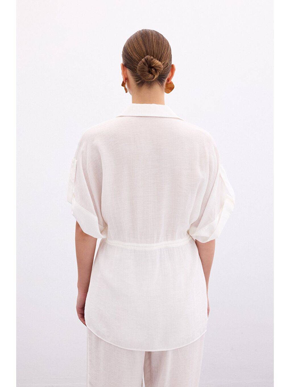 Bel Büzgü Detaylı Gömlek - Ekru-5