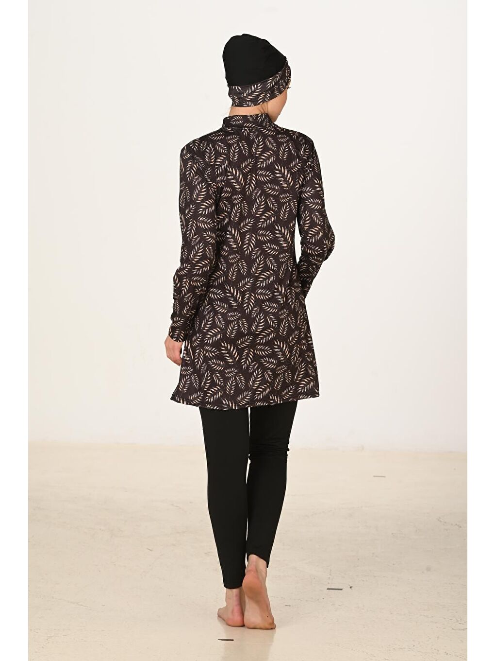 Siyah Tam Kapalı Elastanlı Büyük Beden Tesettür Mayo 3411-6