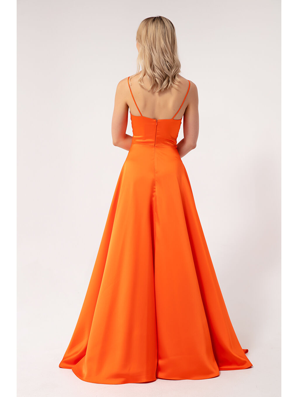 Kadın Turuncu İp Askılı Bel Kemerli Saten Uzun Abiye & Mezuniyet Elbisesi-4