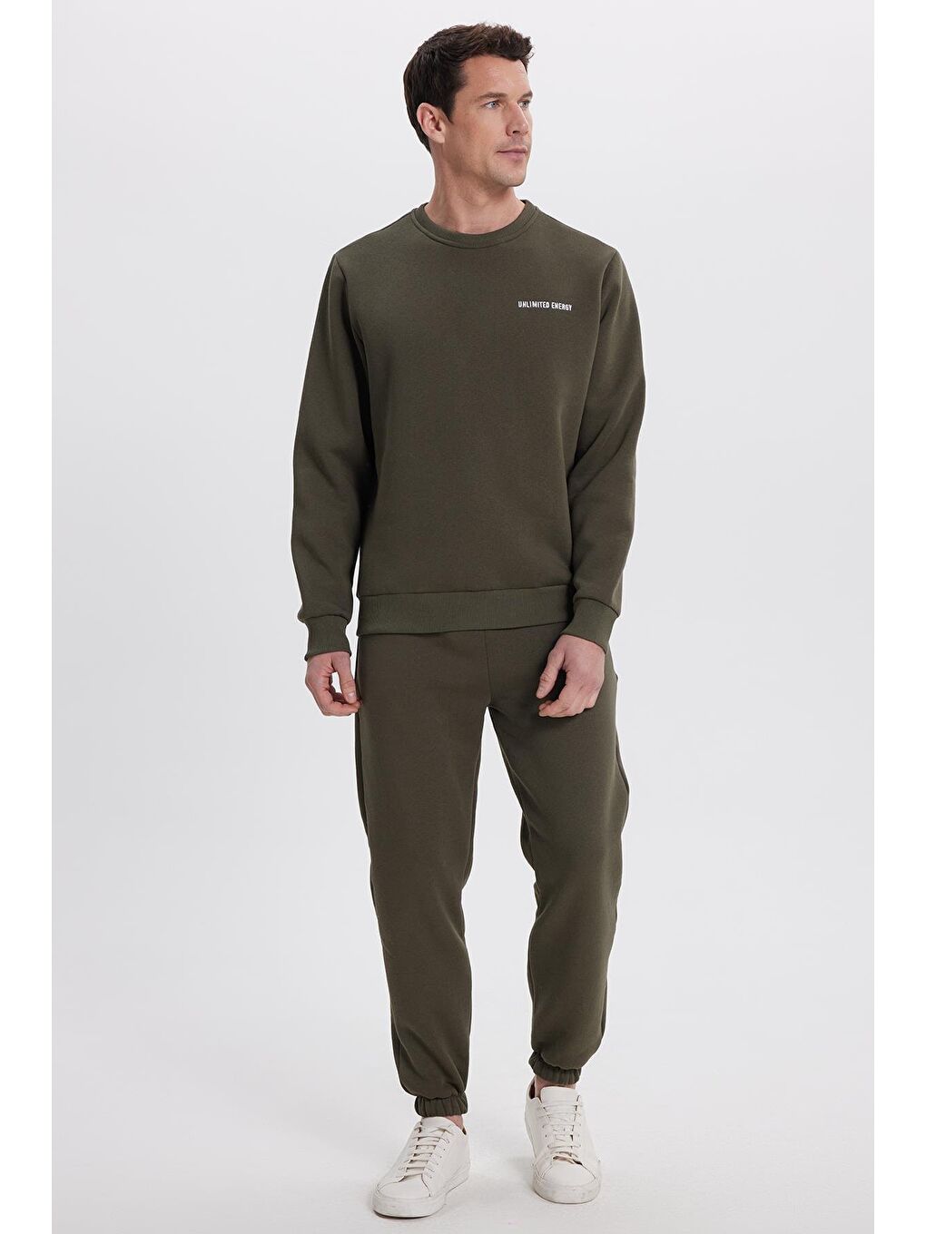 Erkek Relax Fit Pamuklu 3 İplik Yumuşak Dokulu İçi Polarlı Bisiklet Yaka Haki Eşofman Takımı-4