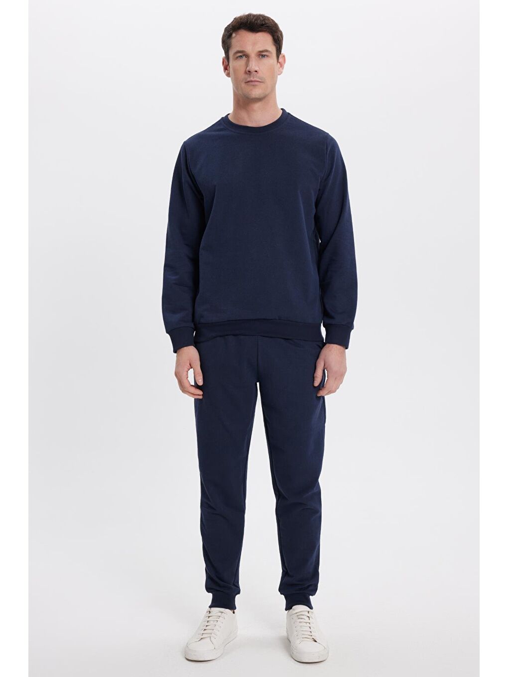 Erkek Regular Fit Klasik Kesim Pamuklu 2 İplik Yumuşak Dokulu Bisiklet Yaka Lacivert Eşofman Takımı-3