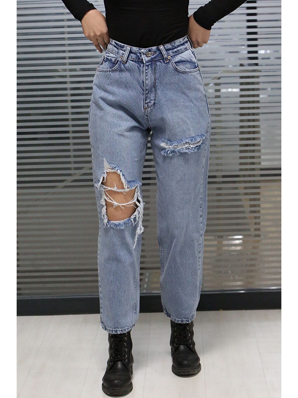Mavi Yırtık Jean Mg1156-10