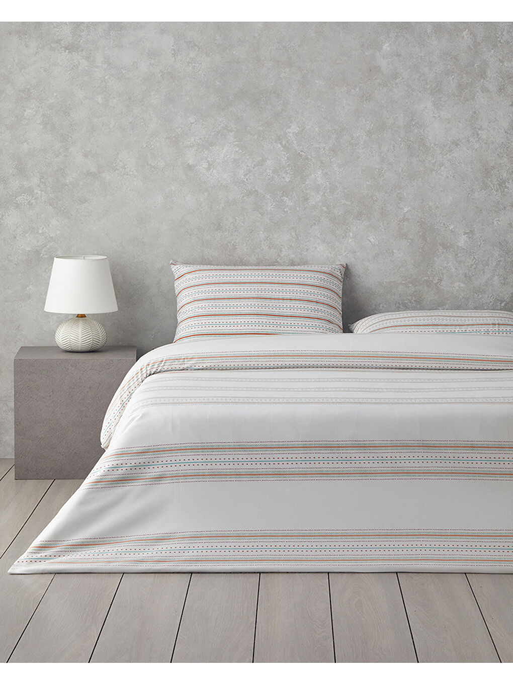 Yeşil Rhythmic Line Kolay Ütülenir Çift Kişilik Nevresim Takımı 200x220 cm Turuncu-yeşil