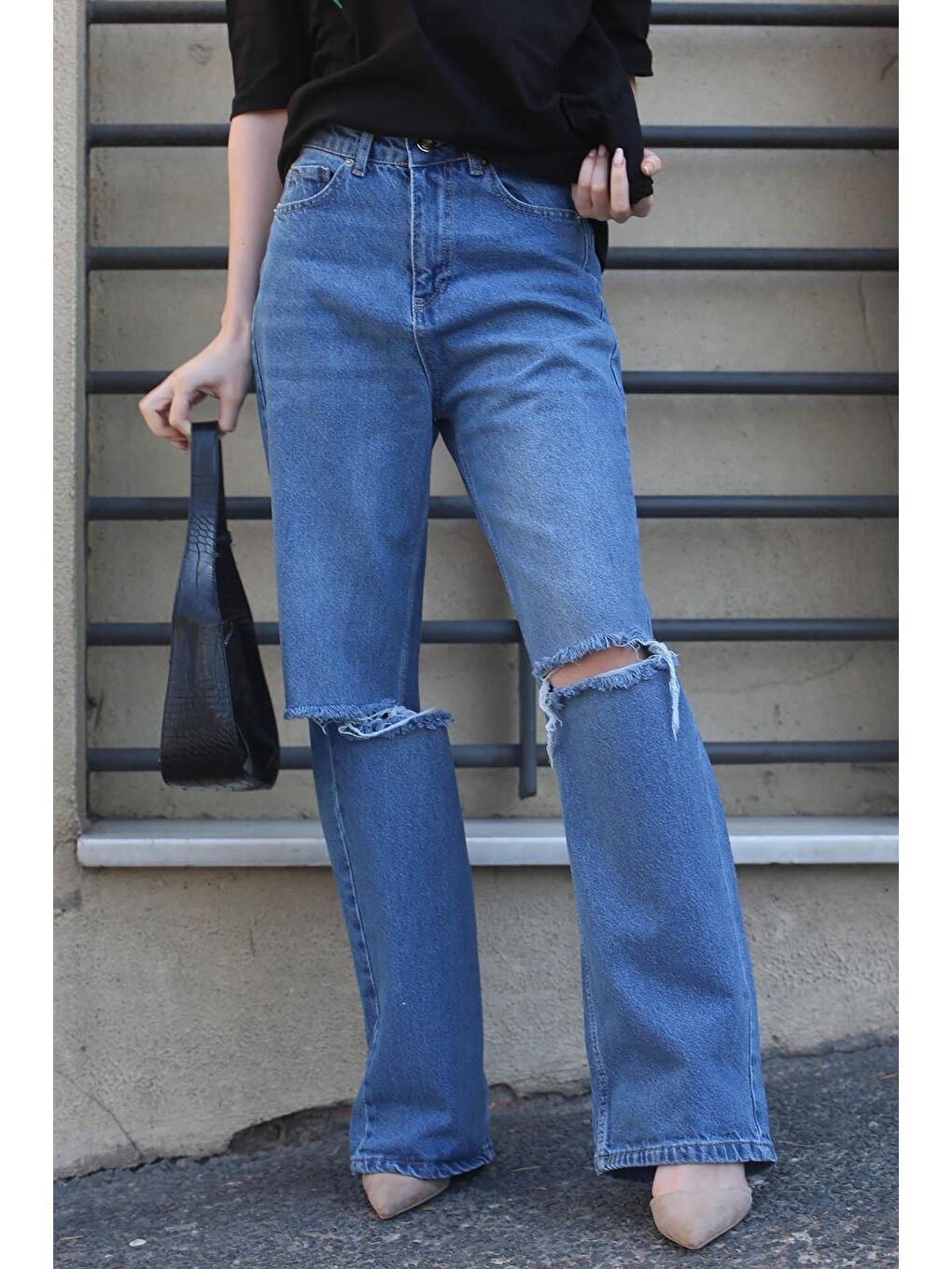 Mavi Yırtıklı Straight Leg Jean Mg1161-6