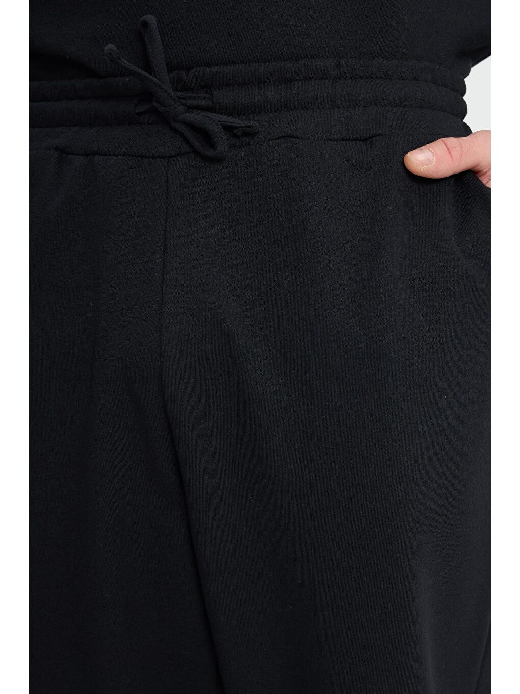 Erkek Regular Fit Klasik Kesim Pamuklu 2 İplik Yumuşak Dokulu Bisiklet Yaka Siyah Eşofman Takımı-6