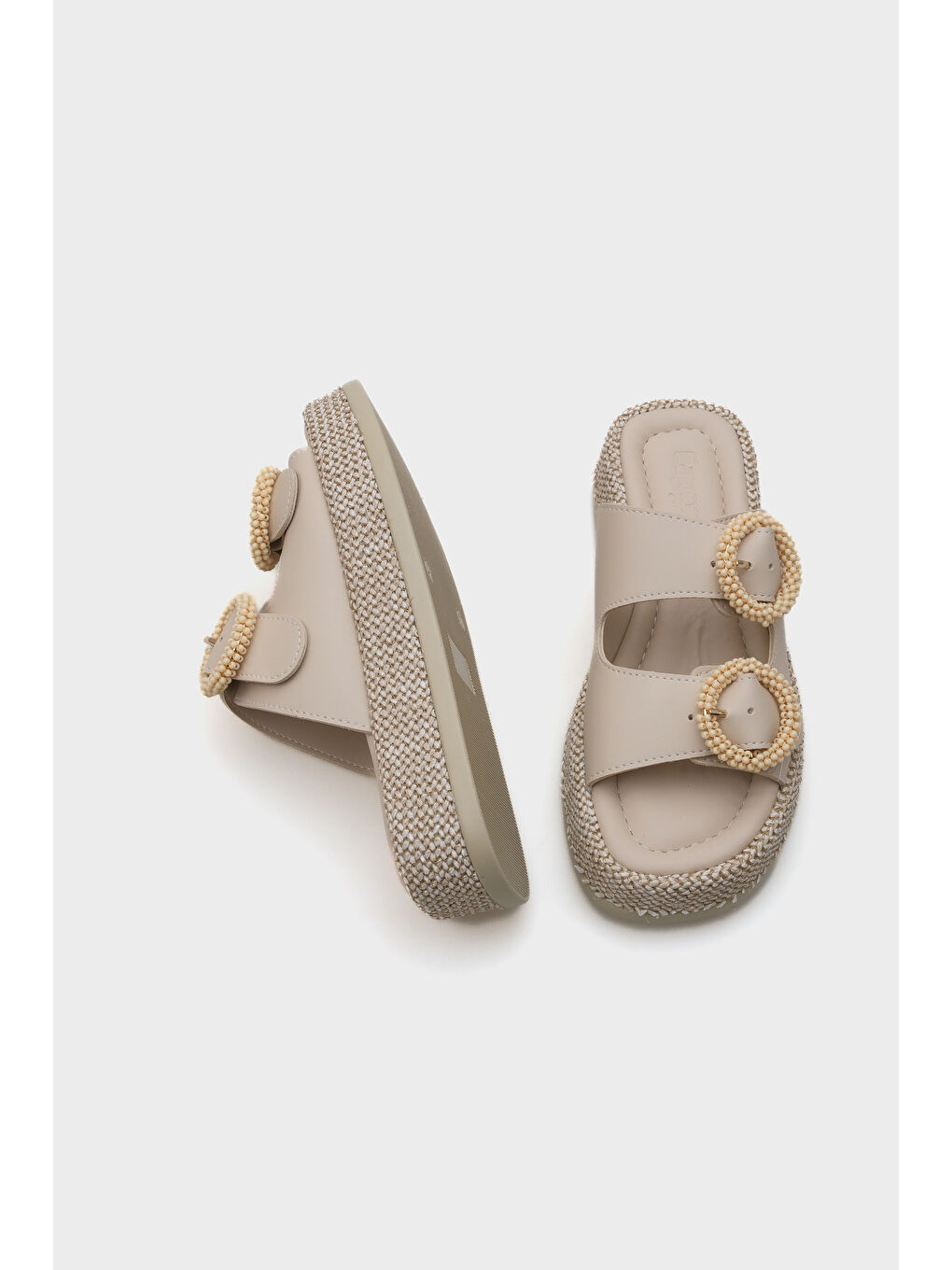 Bej Marla Çift Tokalı Dolgu Topuklu Konfor Kadın Terlik-3