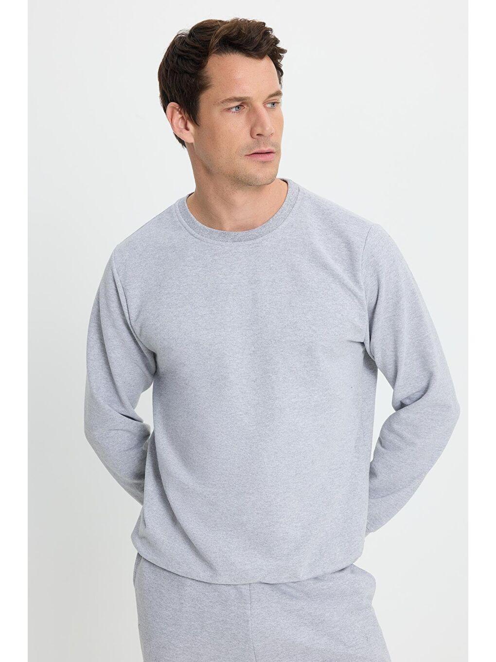 Erkek Regular Fit Klasik Kesim Pamuklu 2 İplik Yumuşak Dokulu Bisiklet Yaka Gri Eşofman Takımı-1