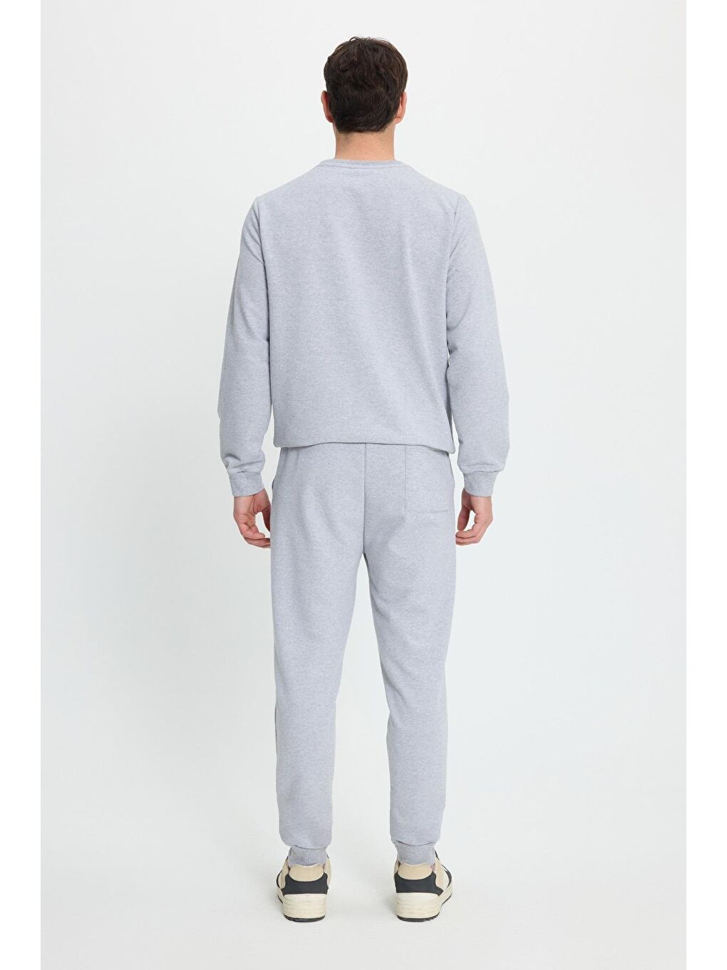 Erkek Regular Fit Klasik Kesim Pamuklu 2 İplik Yumuşak Dokulu Bisiklet Yaka Gri Eşofman Takımı-6