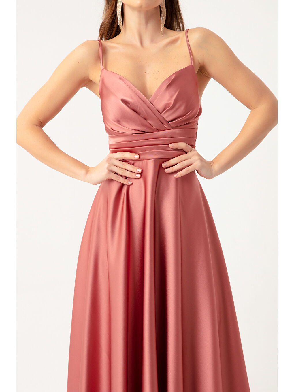 Pembe Kadın Somon İp Askılı Bel Kemerli Saten Midi Abiye & Mezuniyet Elbisesi-2