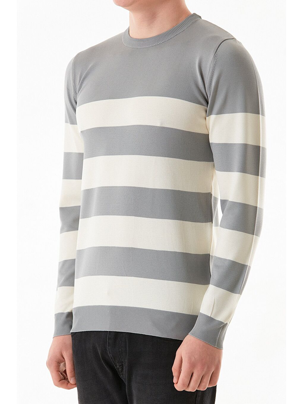 Gri Çizgili Bisiklet Yaka Triko Kazak-4