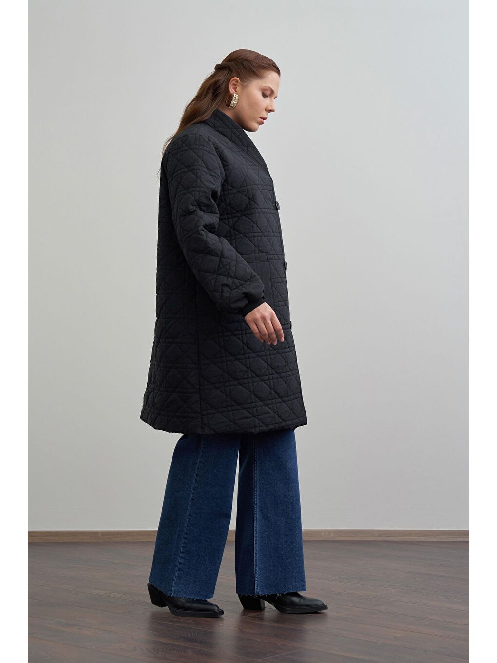 Siyah-Kapitone Mont-1