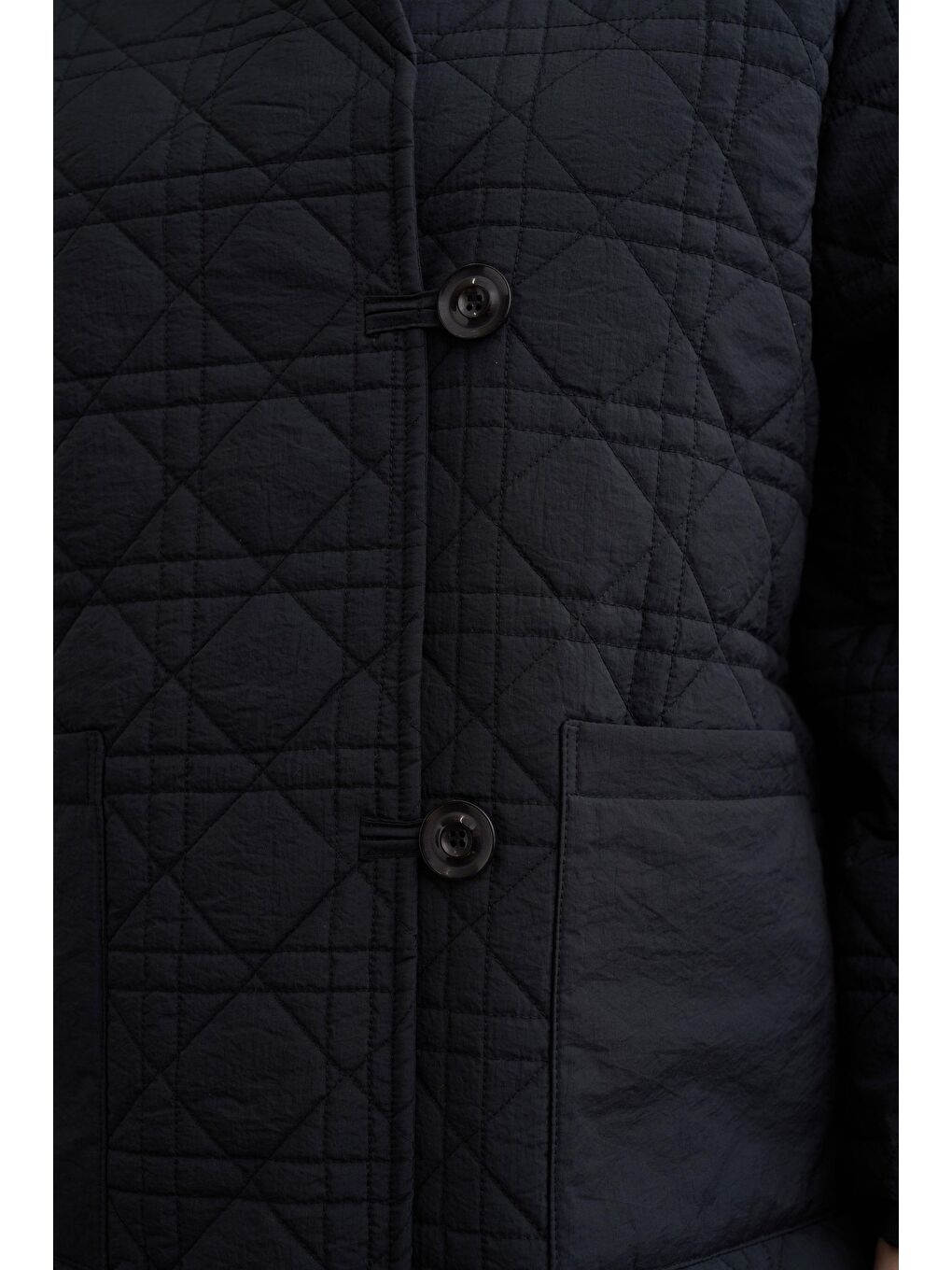 Siyah-Kapitone Mont-5