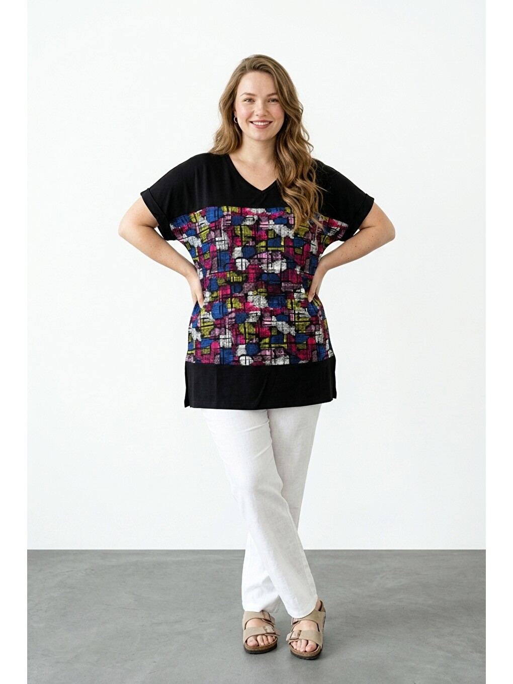 Siyah V Yaka Renk Bloklu T-shirt-1