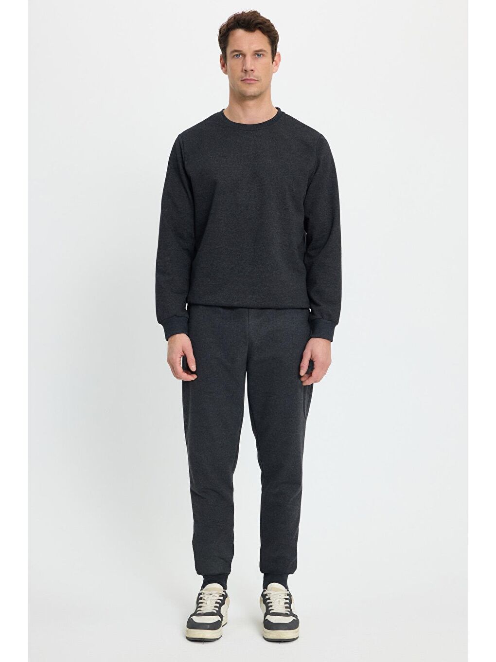 Erkek Regular Fit Klasik Kesim Pamuklu 2 İplik Yumuşak Dokulu Bisiklet Yaka Antrasit Eşofman Takımı-4