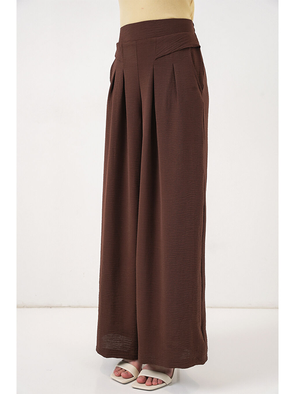 Kadın Geniş Paça Pileli Pantolon 6718 - Kahverengi-3