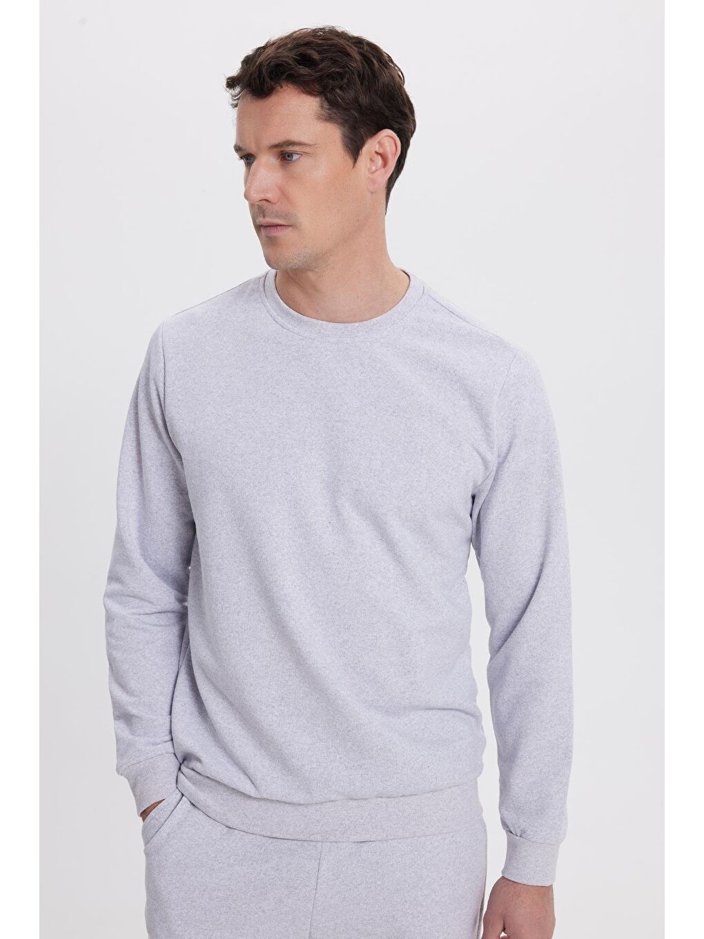 Erkek Regular Fit Klasik Kesim Pamuklu 2 İplik Yumuşak Dokulu Bisiklet Yaka Gri Eşofman Takımı-1