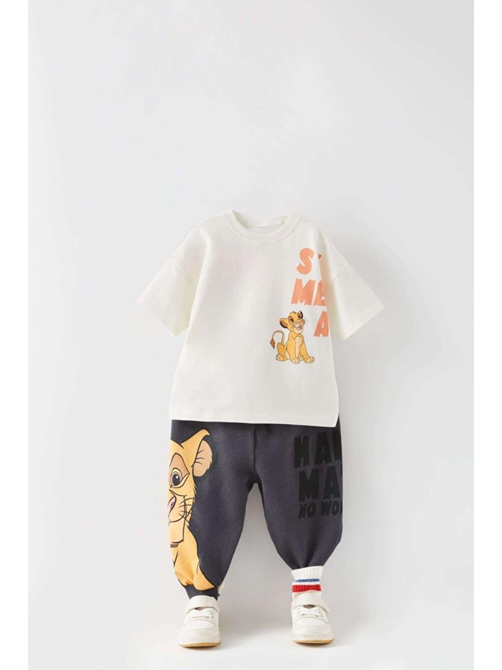Karışık Çocuk Disney Beyaz The Lion King Pamuklu Tişört Şort Alt-Üst Takım