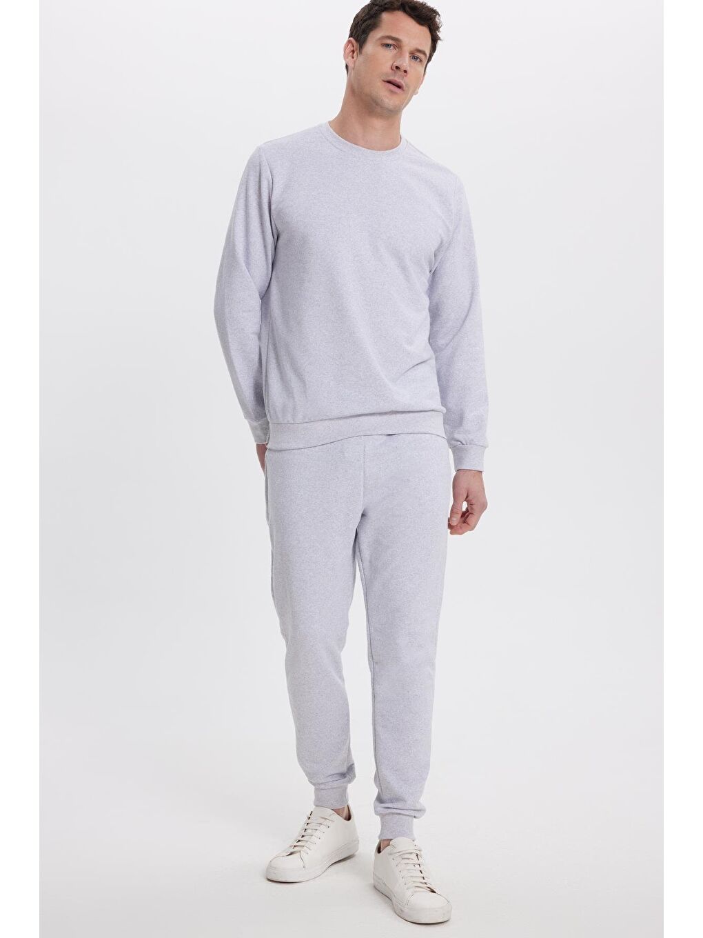 Erkek Regular Fit Klasik Kesim Pamuklu 2 İplik Yumuşak Dokulu Bisiklet Yaka Gri Eşofman Takımı-3