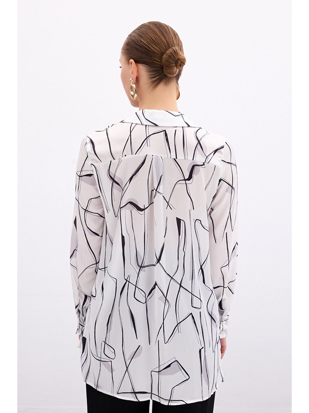 Yırtmaç Detaylı Gömlek - Ekru-7