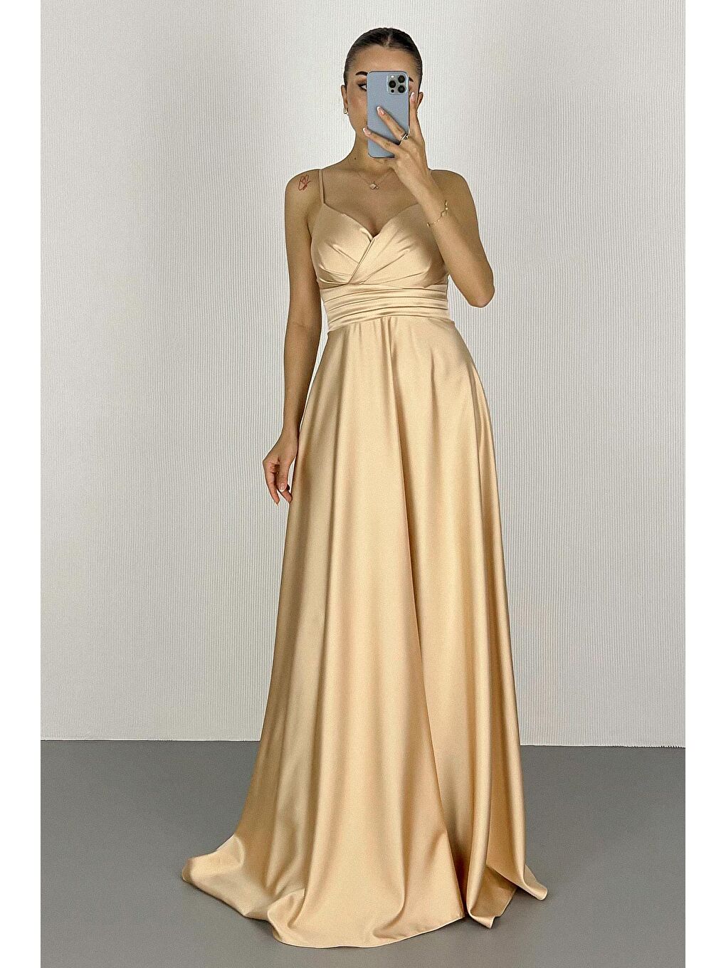 Sarı Kadın Gold İp Askılı Bel Kemerli Saten Uzun Abiye & Mezuniyet Elbisesi-3