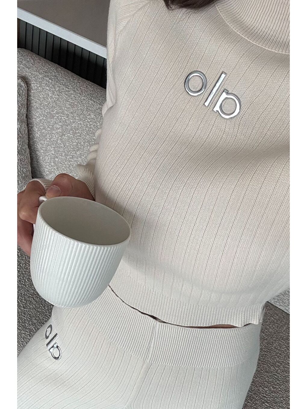 Bej Kadın Kendinden Çizgi Desenli Triko Bluz Pantolon İkili Takım (s-m-l Beden Uyumludur.)-3