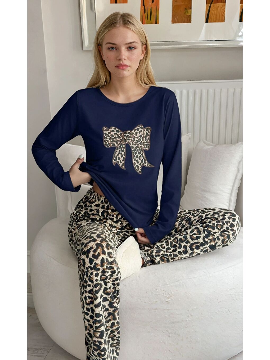 Leopar Desen Alt Fiyonk Desenli Lacivert Pijama Takımı