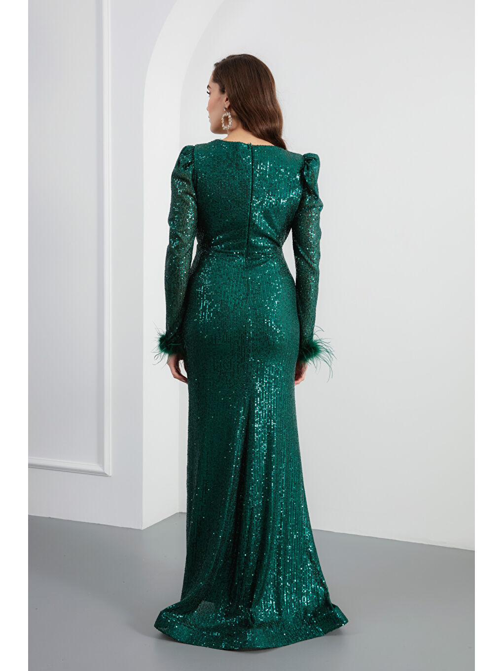 Kadın Zümrüt Yeşili Kruvaze Yaka Payetli Uzun Abiye Elbise-4