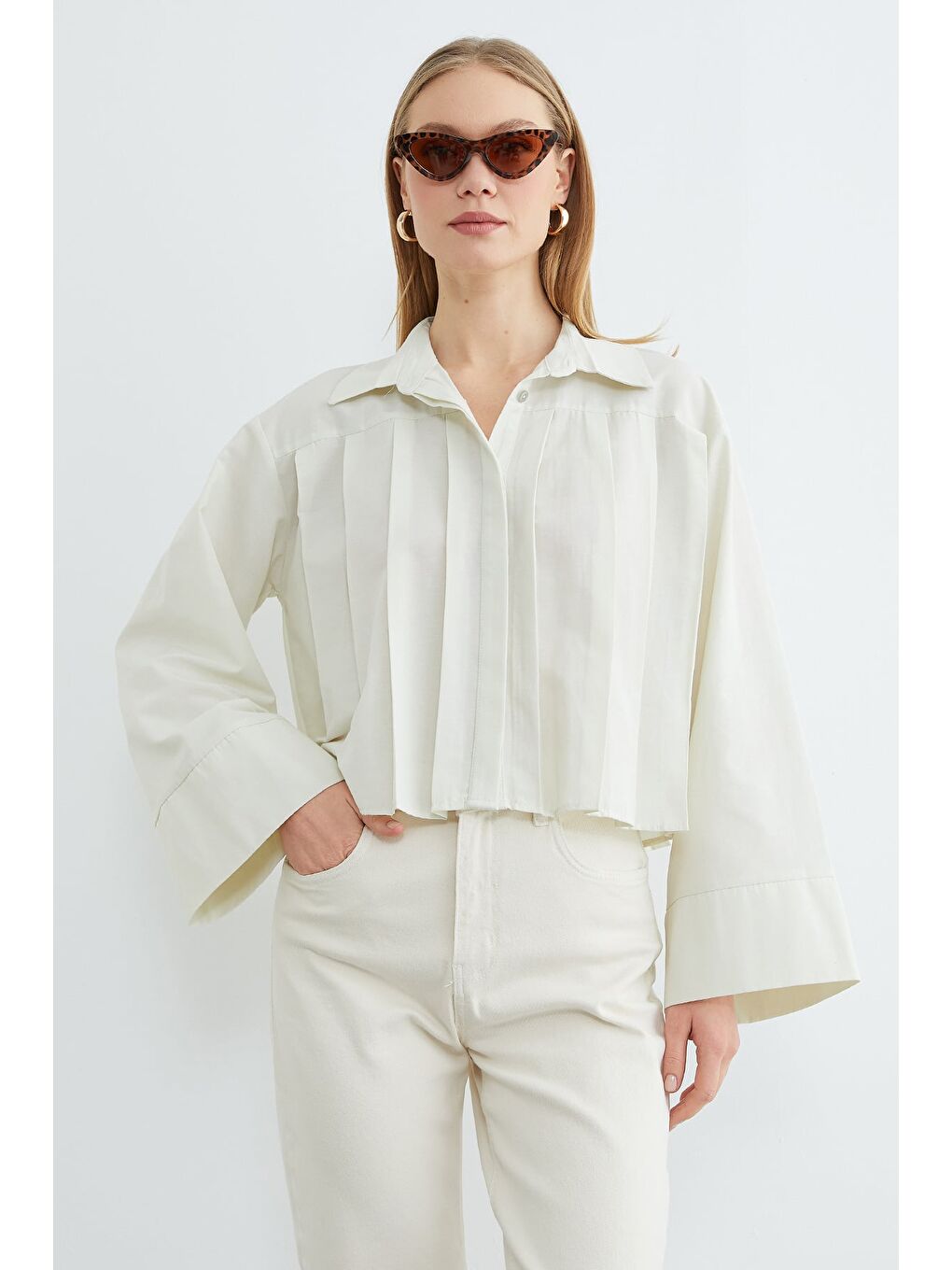 Yeşil Pileli Geniş Kol Salaş Crop Gömlek-1