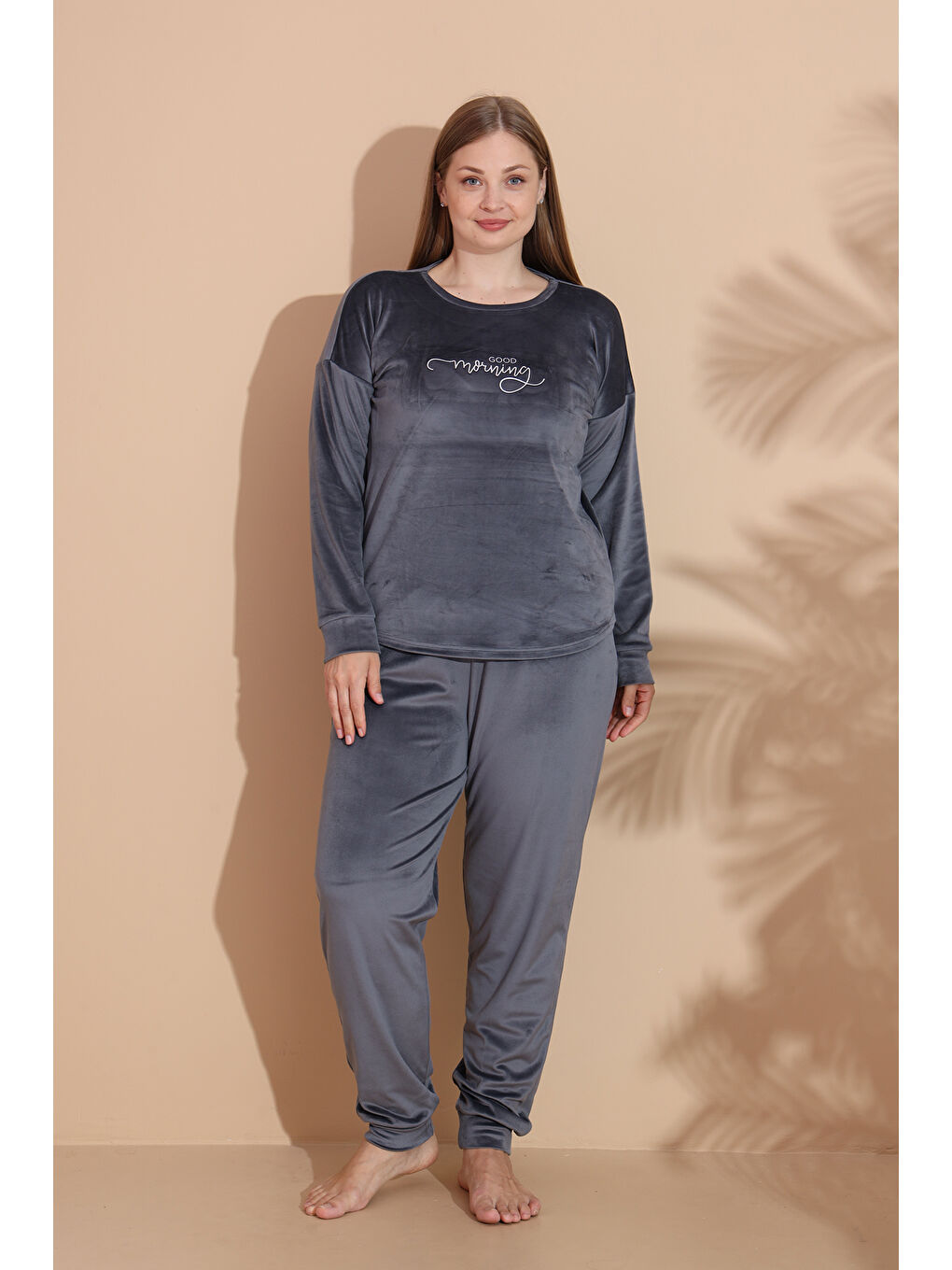 Büyük Beden Kadın Kadife Pijama Takımı 25393 Antrasit-2