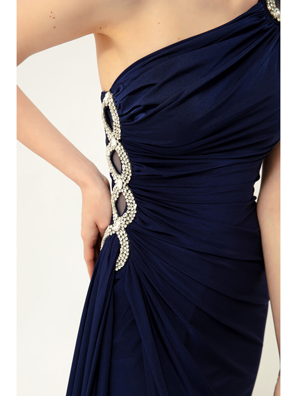 Kadın Lacivert Tek Omuzlu Taşlı Uzun Abiye Elbise-1