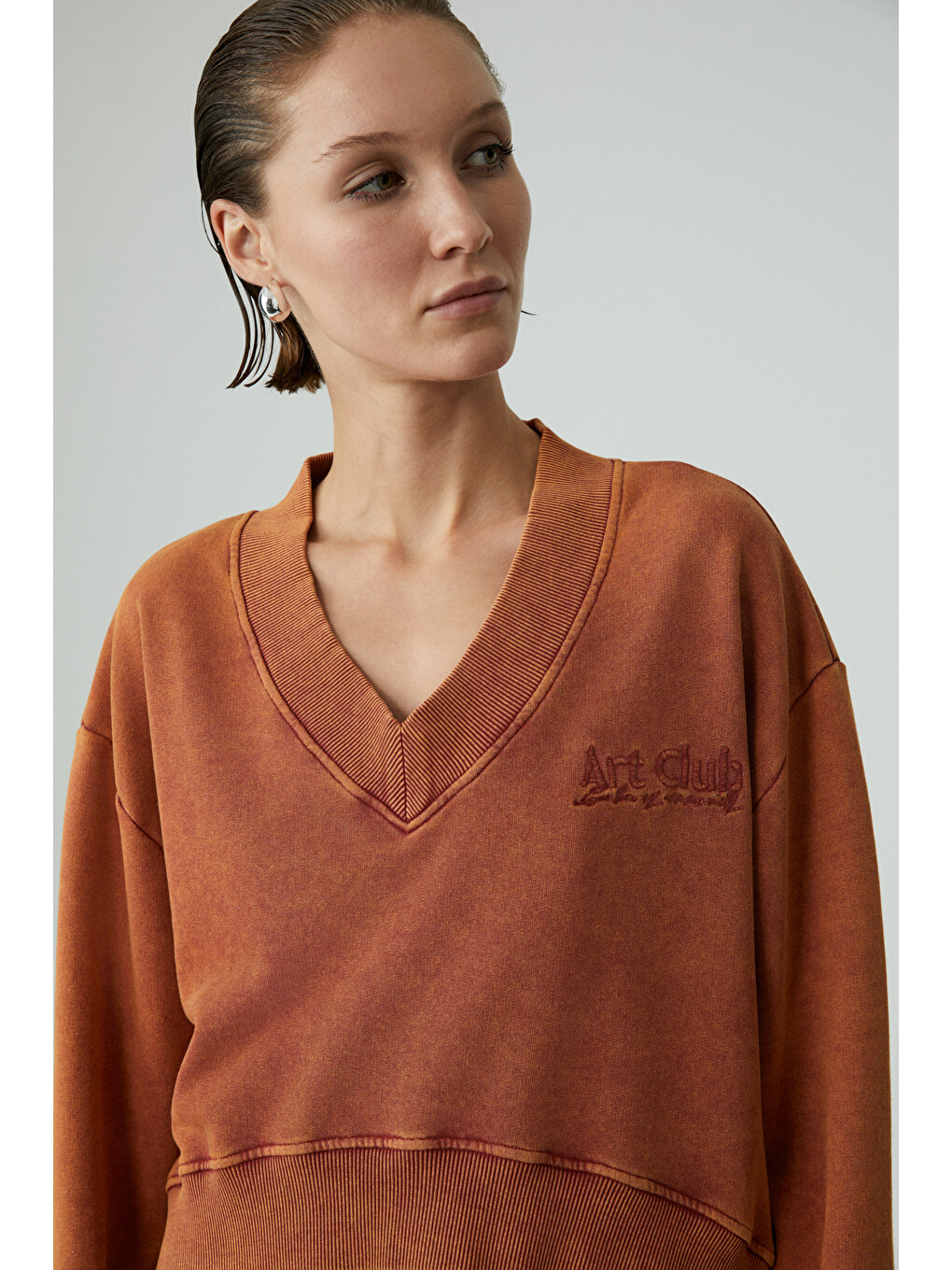 Andreıta Kadın V Yakalı Asimetrik Oversize Turuncu Sweatshirt-1