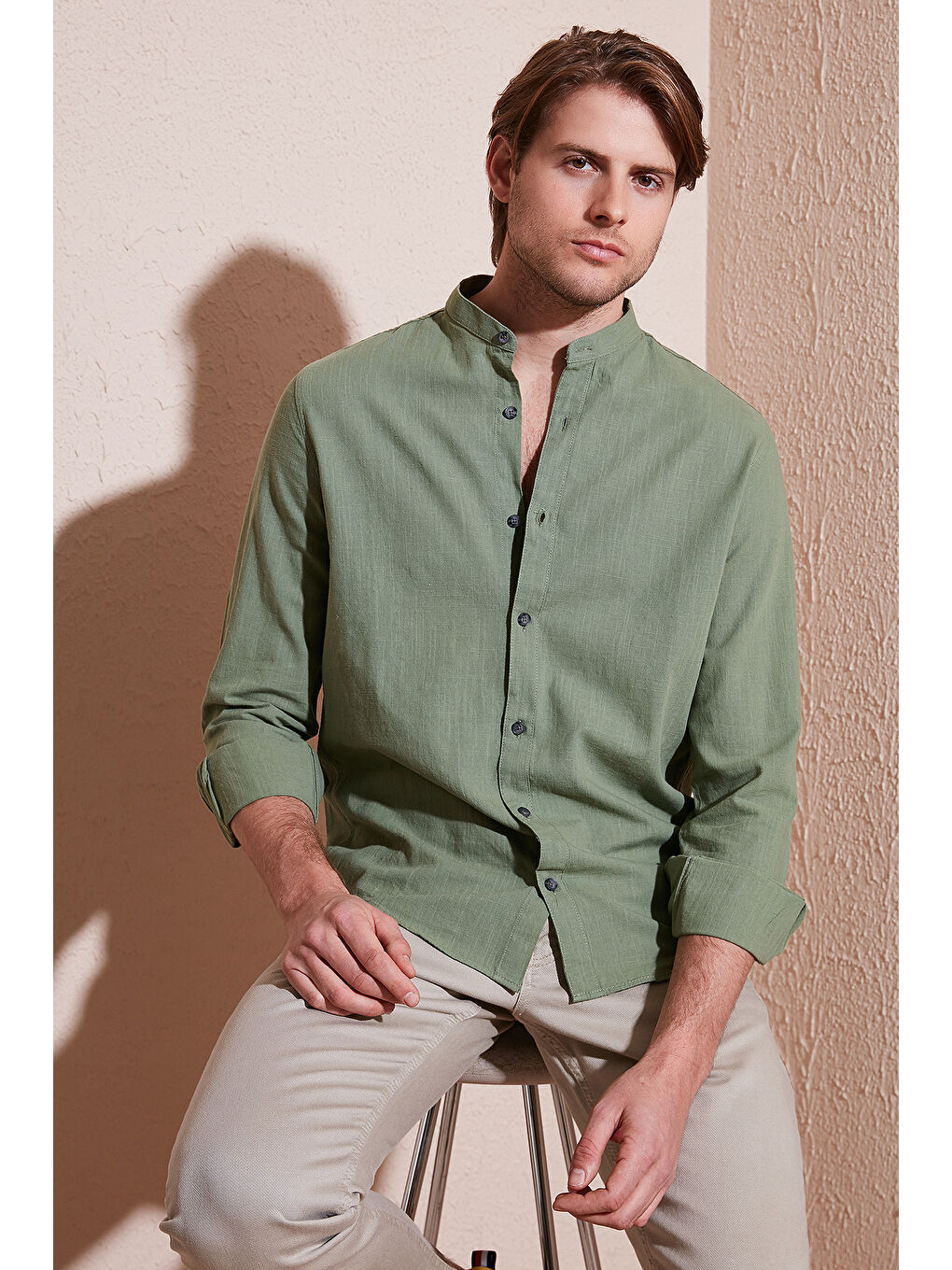 Keten Görünümlü Pamuklu Regular Fit Hakim Yaka Erkek Gömlek CF25S112637