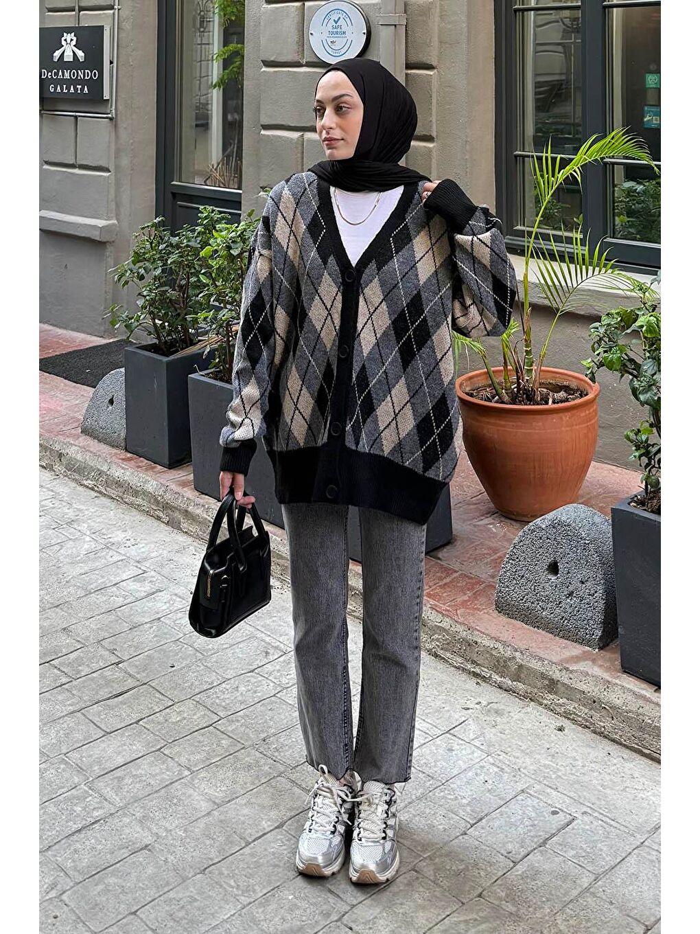 Bisiklet Yaka Kısa Hırka Siyah