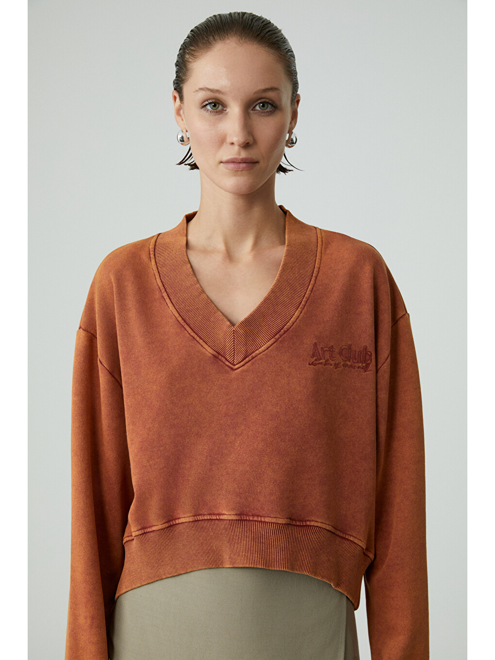 Andreıta Kadın V Yakalı Asimetrik Oversize Turuncu Sweatshirt-2