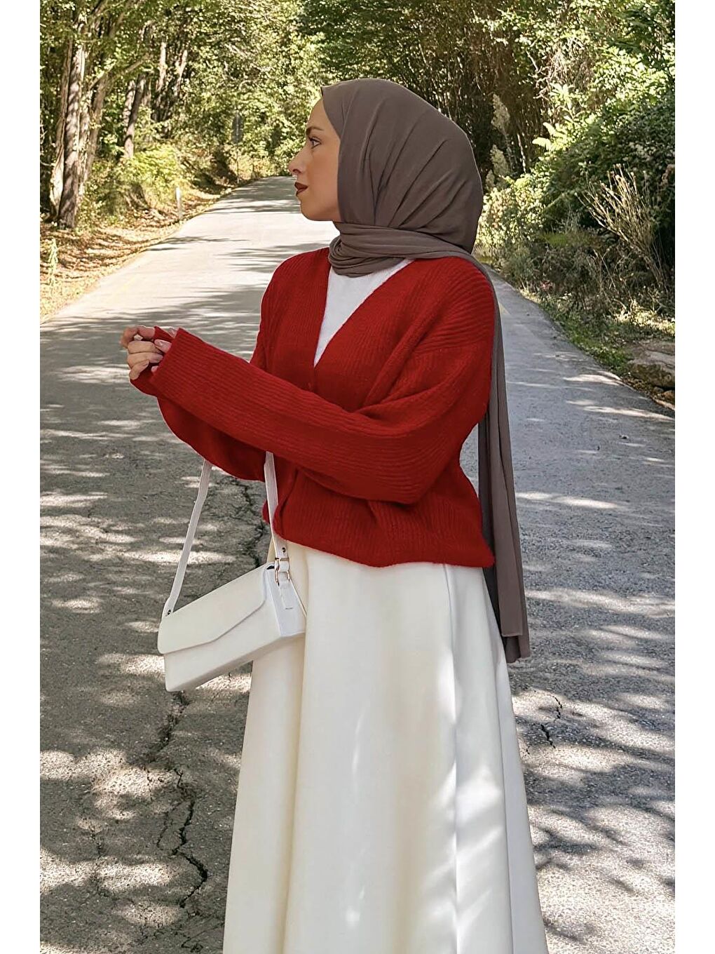 Kırmızı Crop V Yaka Hırka Nar Çiçeği-1