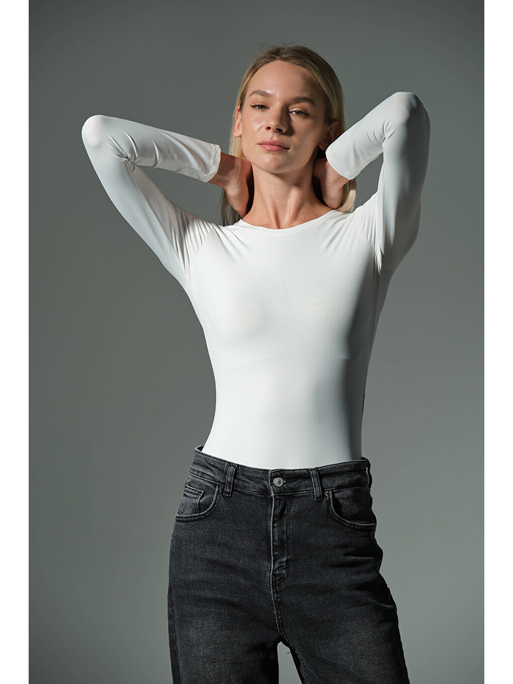 Beyaz Örme Soft Premium Touch Bisiklet Yaka Uzun Kol Çıtçıtlı Bluz Body @Baltimore