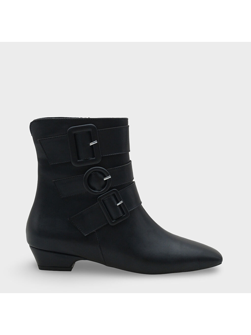 Siyah Shane Kısa Topuklu Yandan Fermuarlı Tokalı Küt Burun Kadın Bot